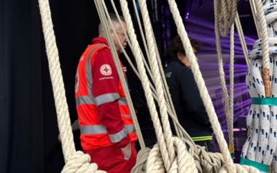 Un volontario dietro le quinte